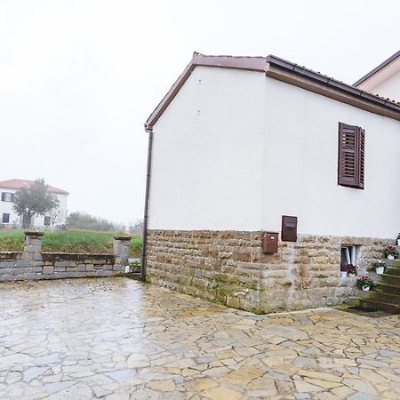 Apartma Nika Hrvatini Exteriér fotografie