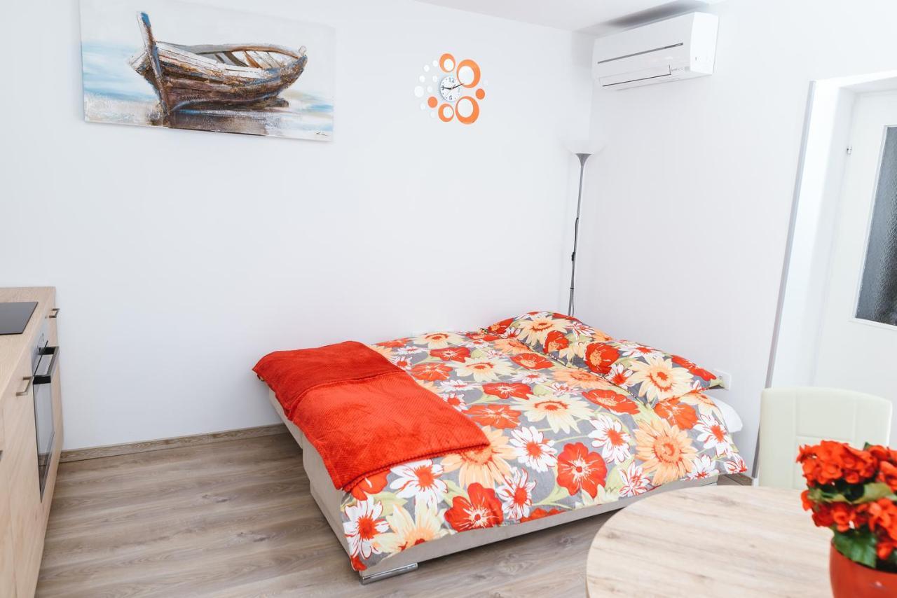 Apartma Nika Hrvatini Exteriér fotografie